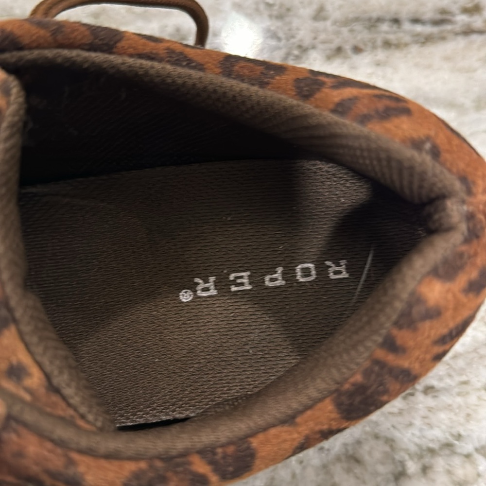 Women’s Roper shoes - Picture 3 of 5